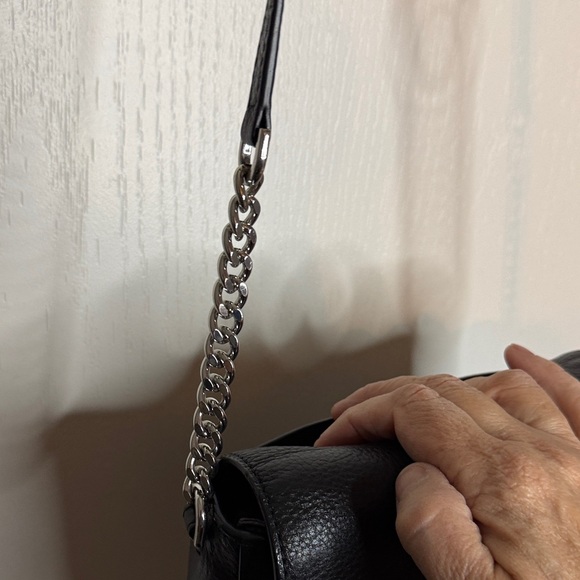 Michael Kors Sleek Leather Black Crossbody Bag - Picture 4 of 12